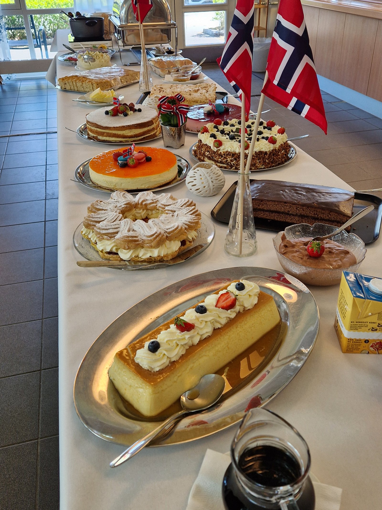 Koselig kafé og selskapslokale i Byneset